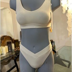 Oh Polly Cream Seamless Bra and Pants Set